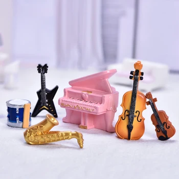 בית הבובות מיקרו נוף אביזרים מדומה נגינה דגם מיניאטורי רטרו פסנתר גיטרה יצירתי שולחן עבודה עיצוב צעצוע