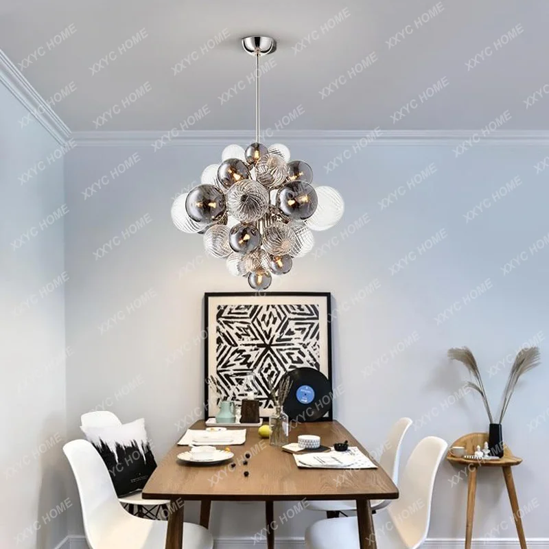בעידן הפוסט-מודרני איטלקי אור החיים יוקרה בחדר חדר אוכל חדר השינה נורדי יצירתי מינימליסטי עשן אפור זכוכית נברשת הביתה . ' - ' . 4