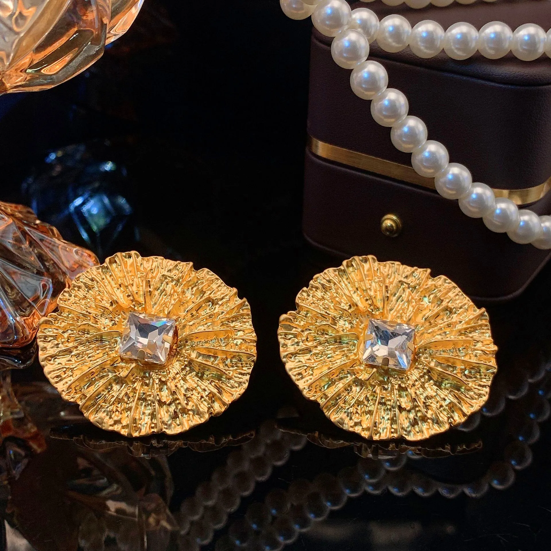 הרב שכבתית פרל שרשרת זהב צבע מתכת שרשרת גאומטריה לנשים תכשיטים 2023 מוגזם בסגנון רטרו . ' - ' . 5