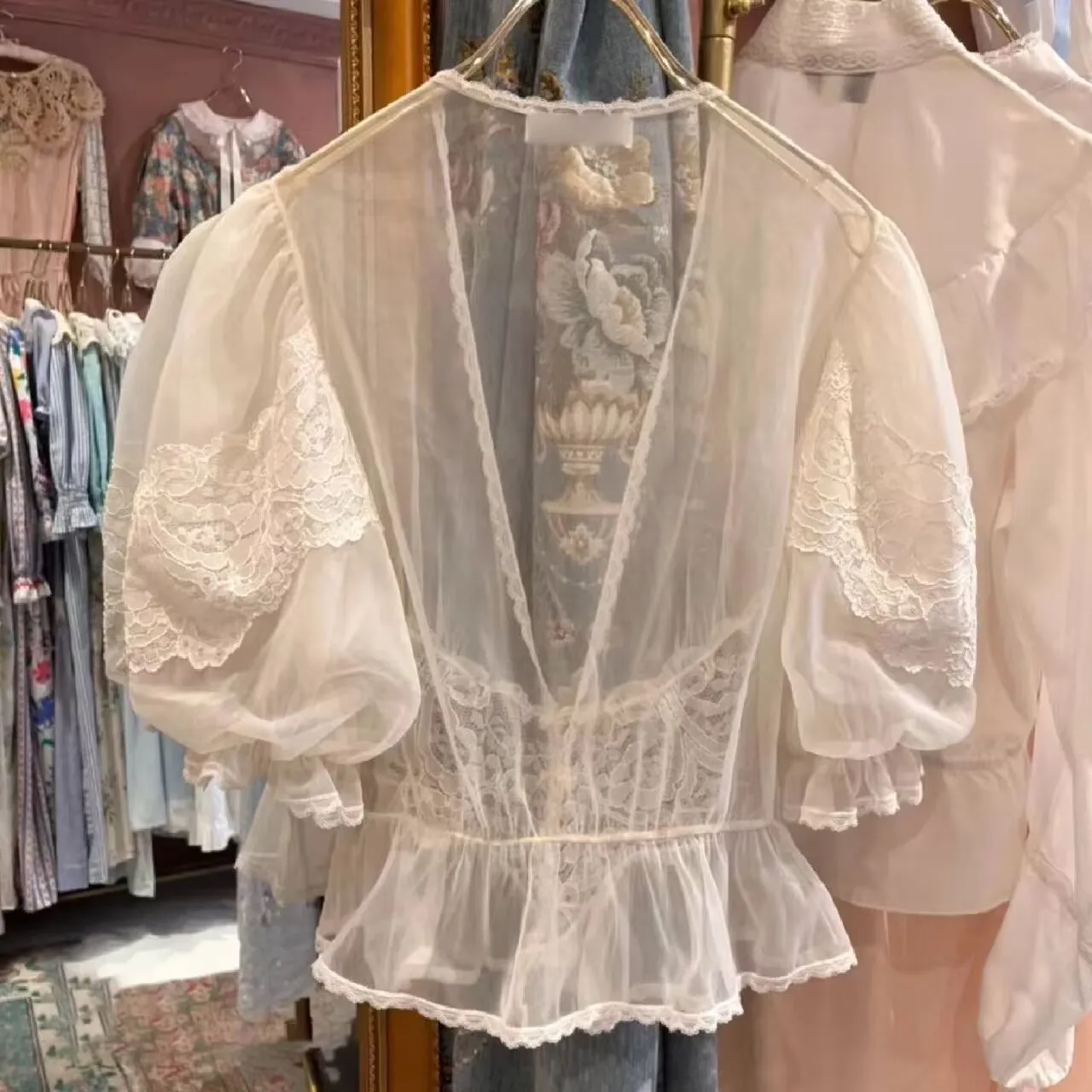 תחרה טלאים גזה Vintage חולצות 2023 Blusas Mujer De Moda פאף שרוול רופף צוואר V חולצות לכל היותר חדשים מתוק חולצה לנשים . ' - ' . 3